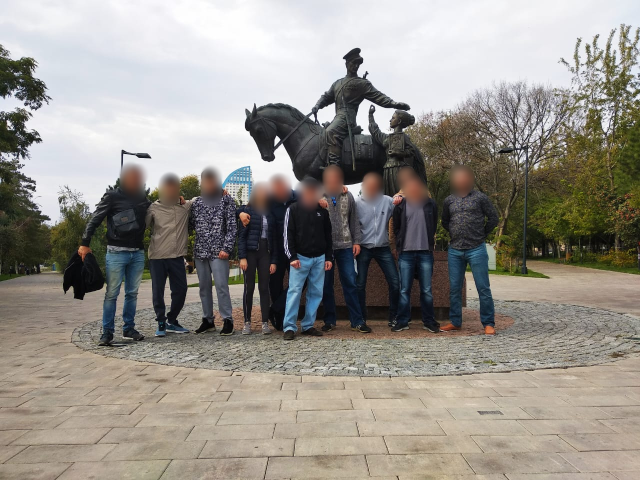 Поход в кино резидентов «Здоровое Поколение»